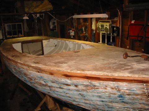 Herreshoff 12 1/2 hardware removed